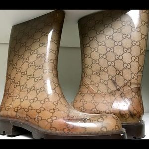 Authentic GUCCI "Edimburg" rain boots.
